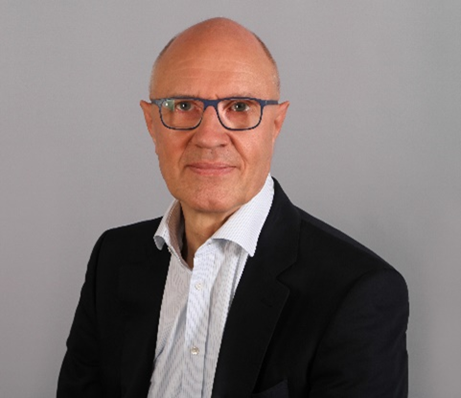 Sie sehen Dr. Andreas Reinhardt