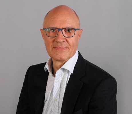 Sie sehen Dr. Andreas Reinhardt